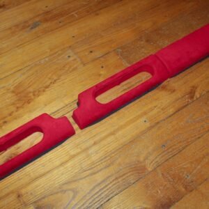 Lotus-Elise-Caches-tableau-de-bord-Alcantara-rouge-01