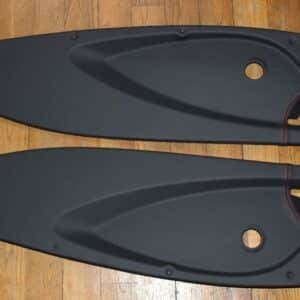 Lotus-Elise-panneaux-de-porte-cuir-nappa-fil-rouge-0011