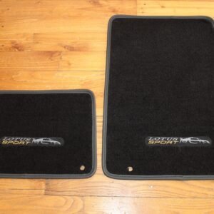 Sellerie-Lotus-sport-tapis-de-sol-bordure-cuir-01