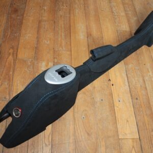 Sellerie_Lotus_Console_centrale_Alcantara_Perfore_fil_bleu_001