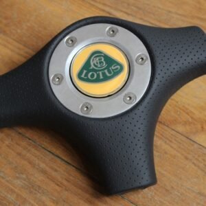 image_574effe596639_Sellerie-lotus-cache-volant-cuir-perfore-S2-001