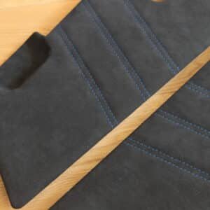 MP-Sellerie_Opel_Speedster_Panneaux_de_portes-Alcantara_Anthracite_fil_bleu_004