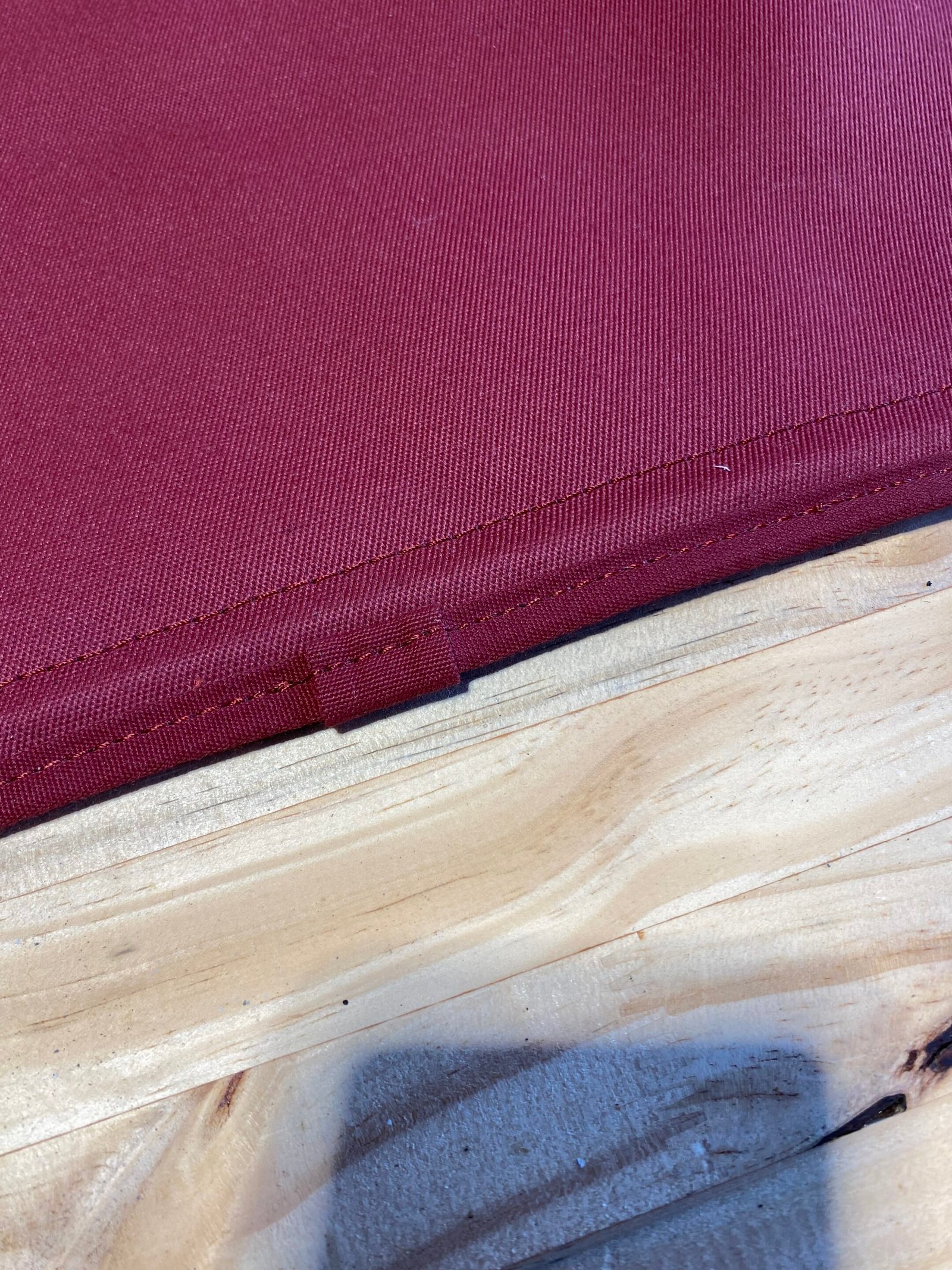 MP-Sellerie_Capote_Lotus_Elise_S1_Alpaga_Mohair_Bordeaux_finition_bordure