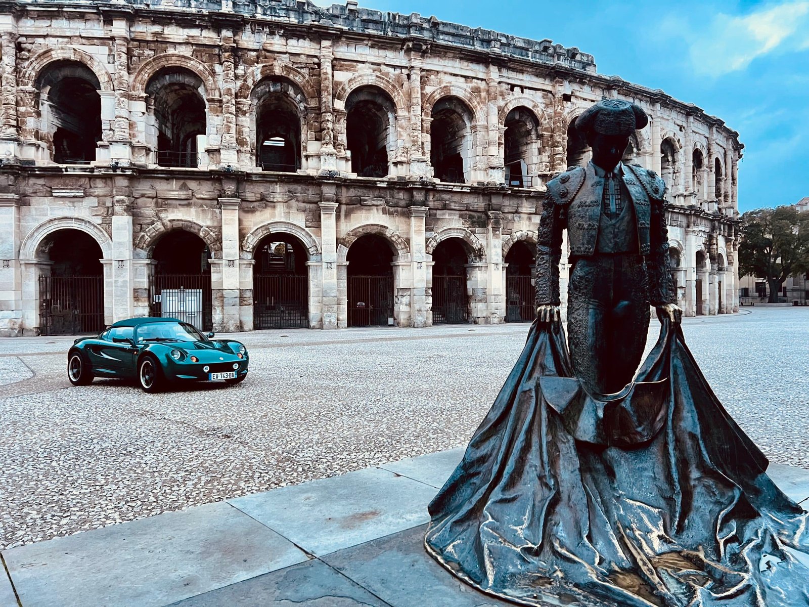 MP_Sellere_Lotus_Elise_S1_Retro_Classic_0000_Arenes_de_Nîmes_Nimeno_Cover Lotus Elise S1 Retro Classic Nîmes